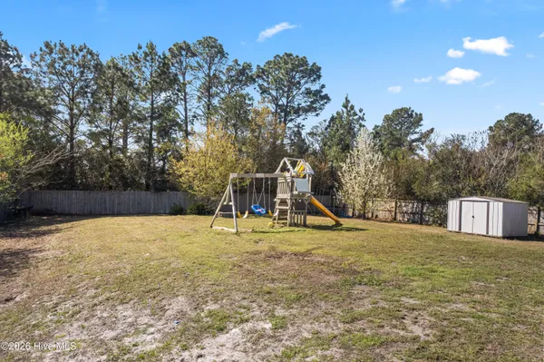 $241,900 | 174 Sanders Drive, Hubert, NC 28539