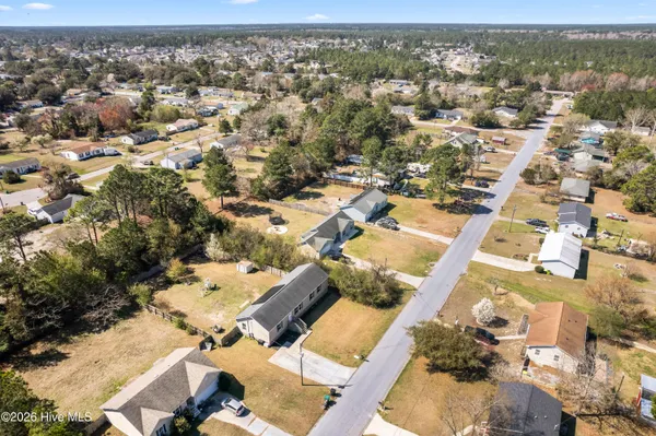 $241,900 | 174 Sanders Drive, Hubert, NC 28539