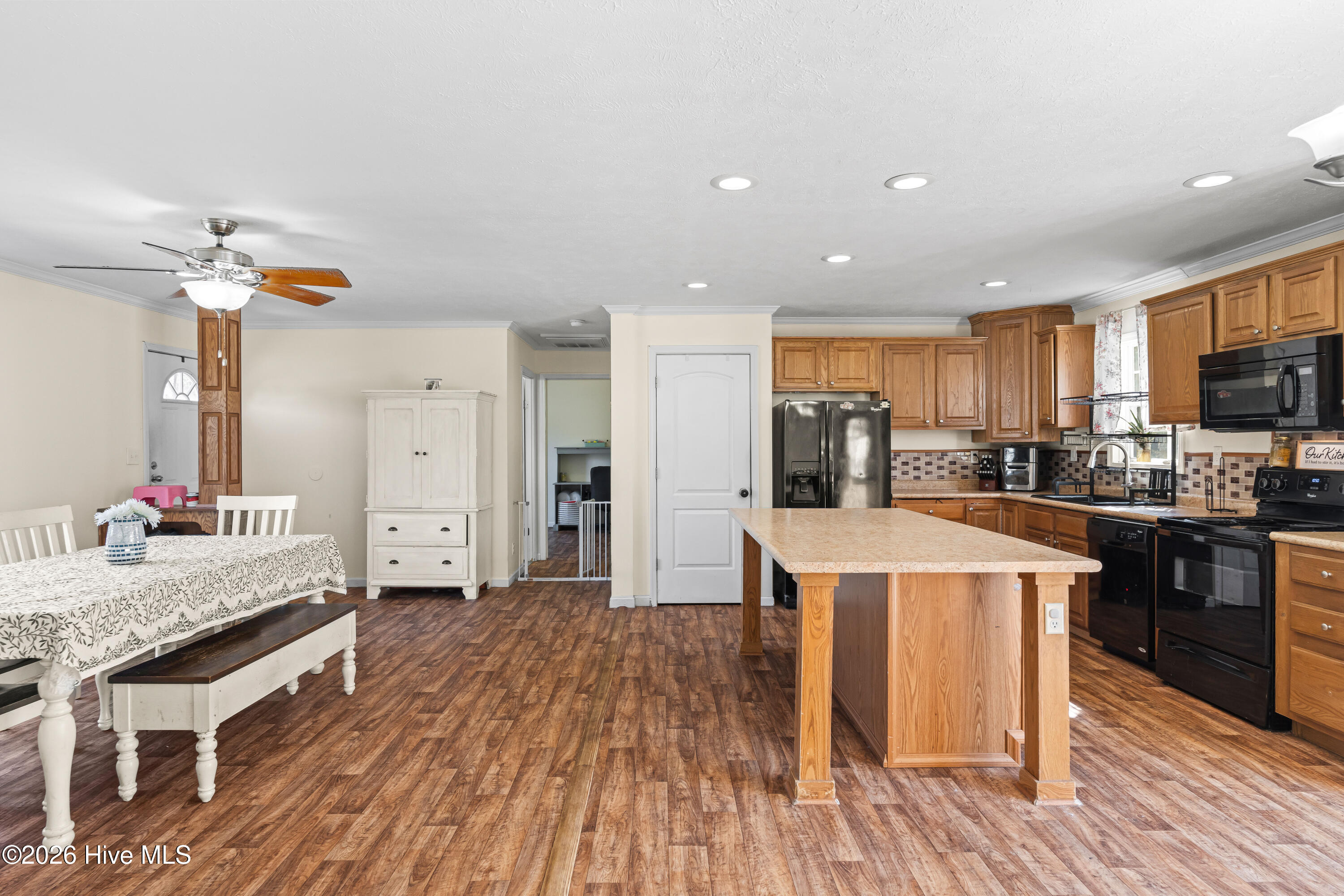 174 Sanders Drive Hubert, NC 28539 - Photo 10 of 28 12