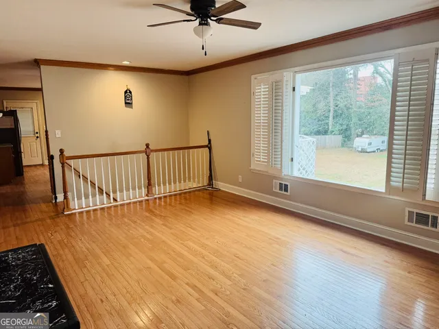 $2,800 | 110 Pine Street, Barnesville, GA 30204