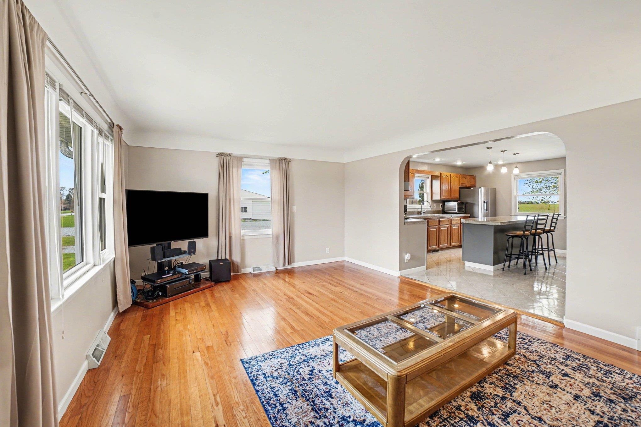 9780 Garfield Road Freeland, MI 48623 - Photo 4 of 22 Gallery Image 4