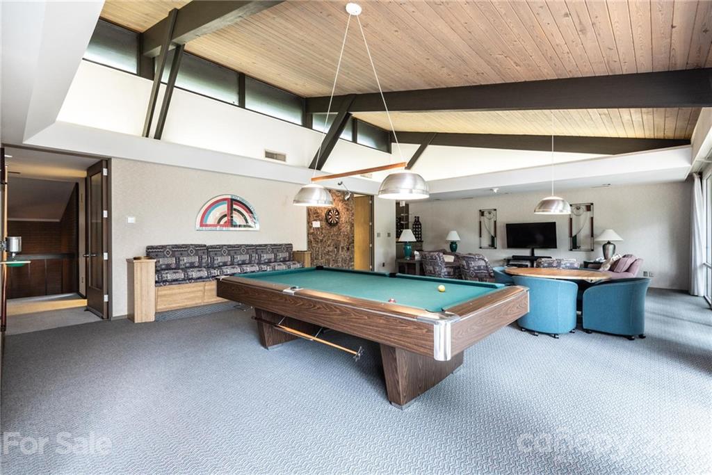 5275 Wolfe Road Hickory, NC 28601 - Photo 7 of 39 Gallery Image 7