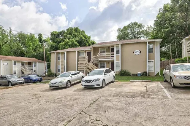 $1,000 | 1033 Crossing Brook Way, Unit D, Tallahassee, FL 32311