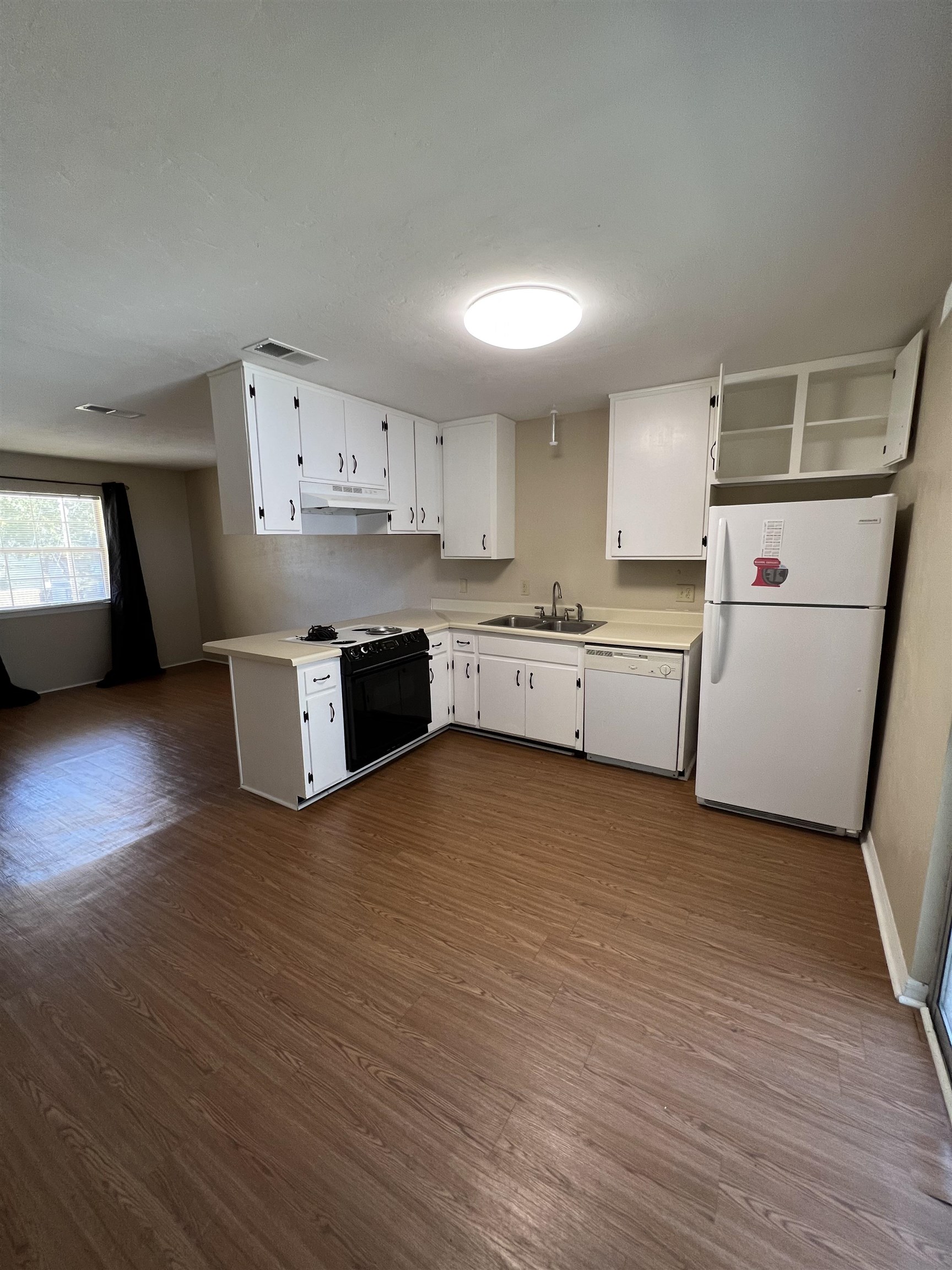 1033 Crossing Brook Way, Unit D Tallahassee, FL 32311 - Photo 8 of 8