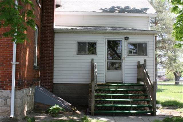 1979 South Custer Road Monroe, MI 48161 - Photo 2 of 4 20090736-1.JPG