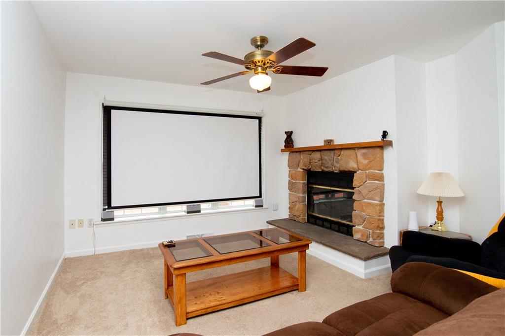 5251 Elliott Road Butler, PA 16001 - Photo 8 of 25