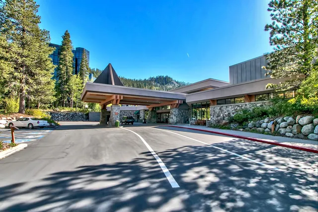 $650,000 | 400 Resort Road, Unit 958, Olympic Valley, CA 96146