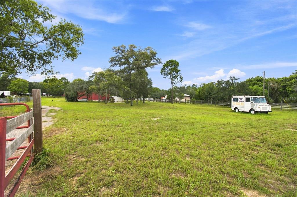 8279 Sunshine Grove Road Brooksville, FL 34613 - Photo 23 of 76 Gallery Image 23