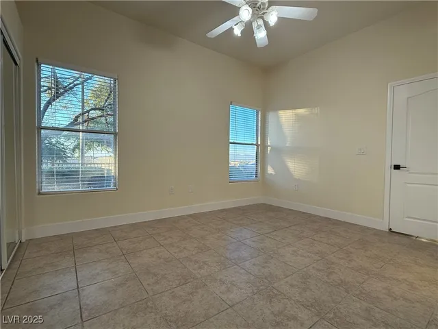 $1,500 | 2305 West Horizon Ridge Parkway, Unit 713, Henderson, NV 89052