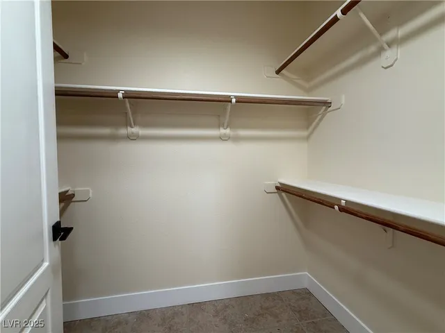 $1,500 | 2305 West Horizon Ridge Parkway, Unit 713, Henderson, NV 89052