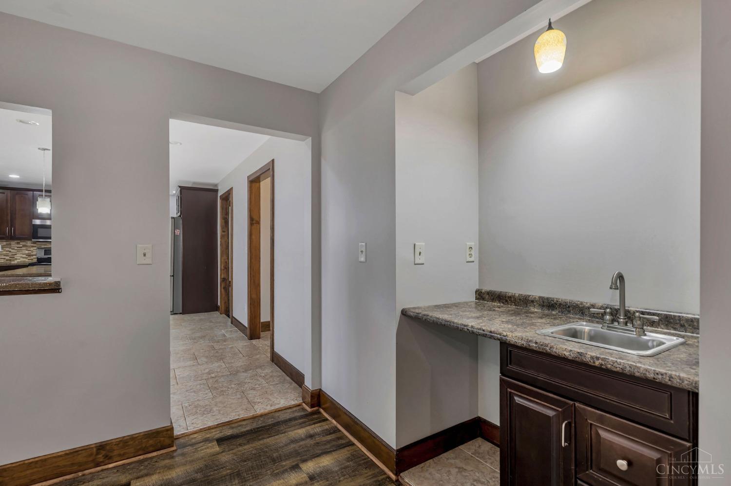 1270 Hamilton New London Road Hamilton, OH 45013 - Photo 34 of 76 Gallery Image 34