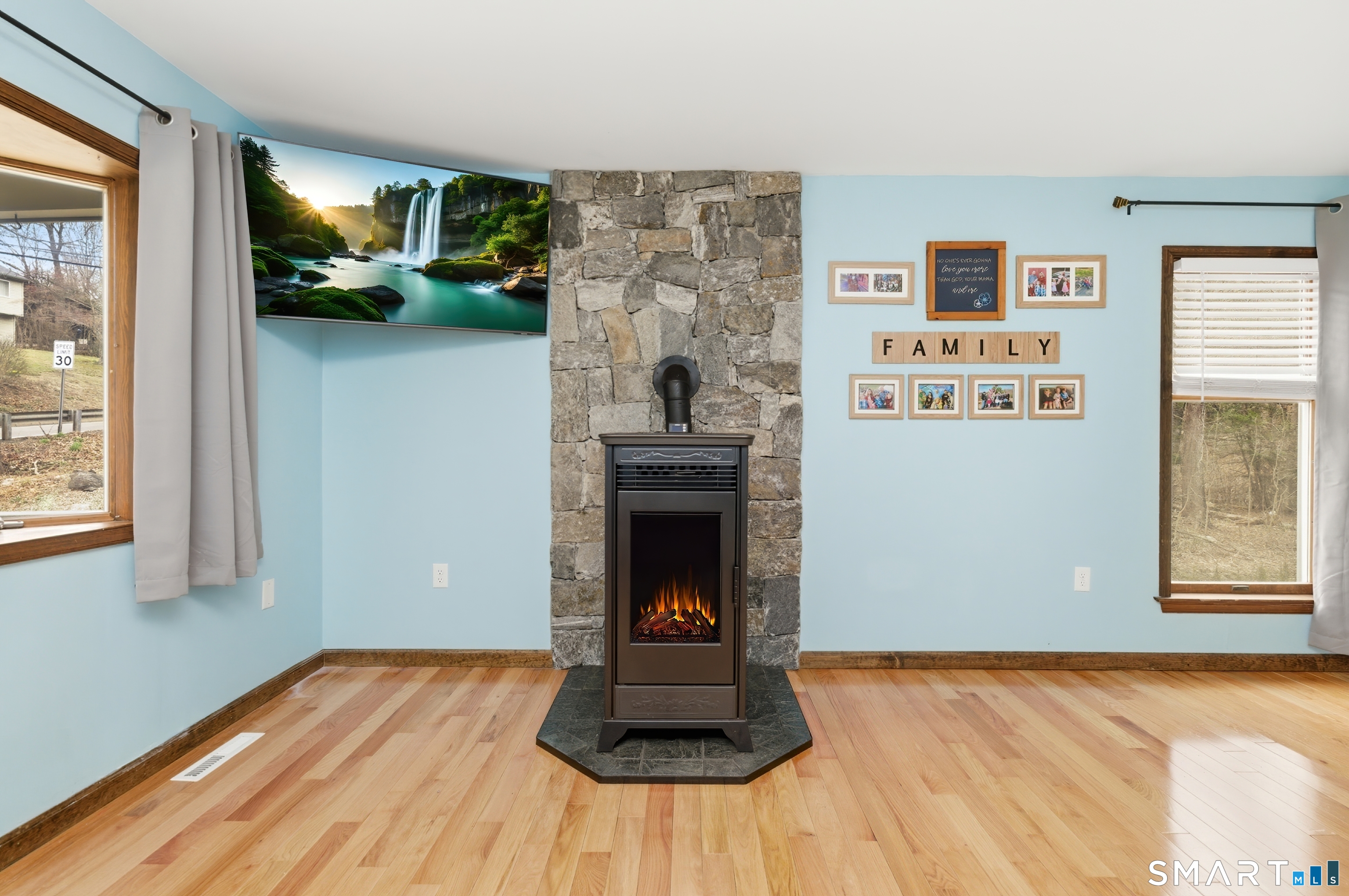 16 Lasky Road Beacon Falls, CT 06403 - Photo 5 of 41