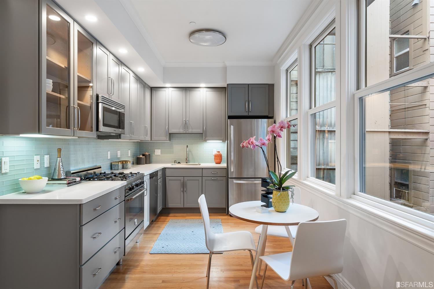 159 Jasper Place San Francisco, CA 94133 - Photo 6 of 19