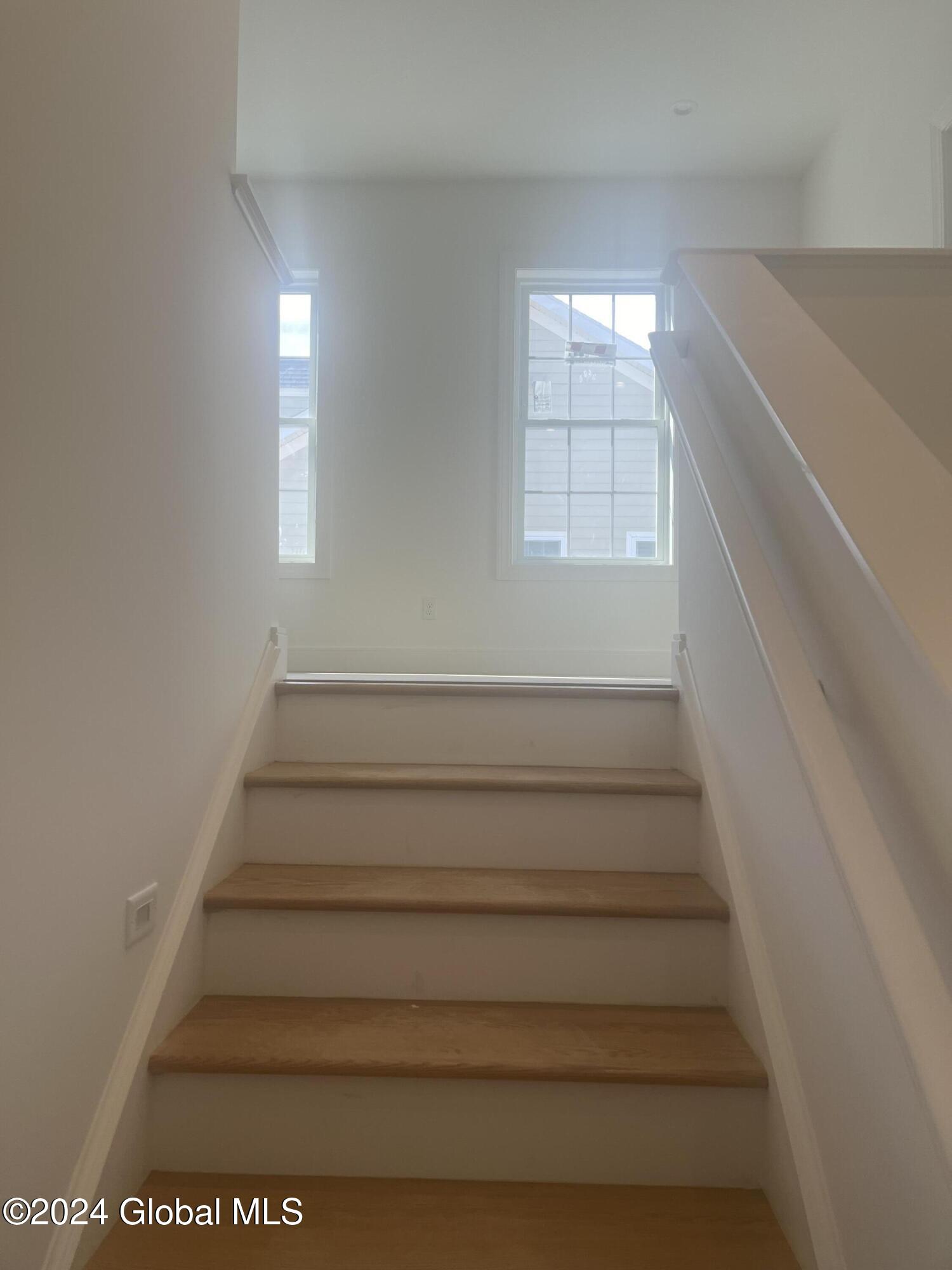 65 Cambridge Way Colonie, NY 12110 - Photo 15 of 19 IMG_6805