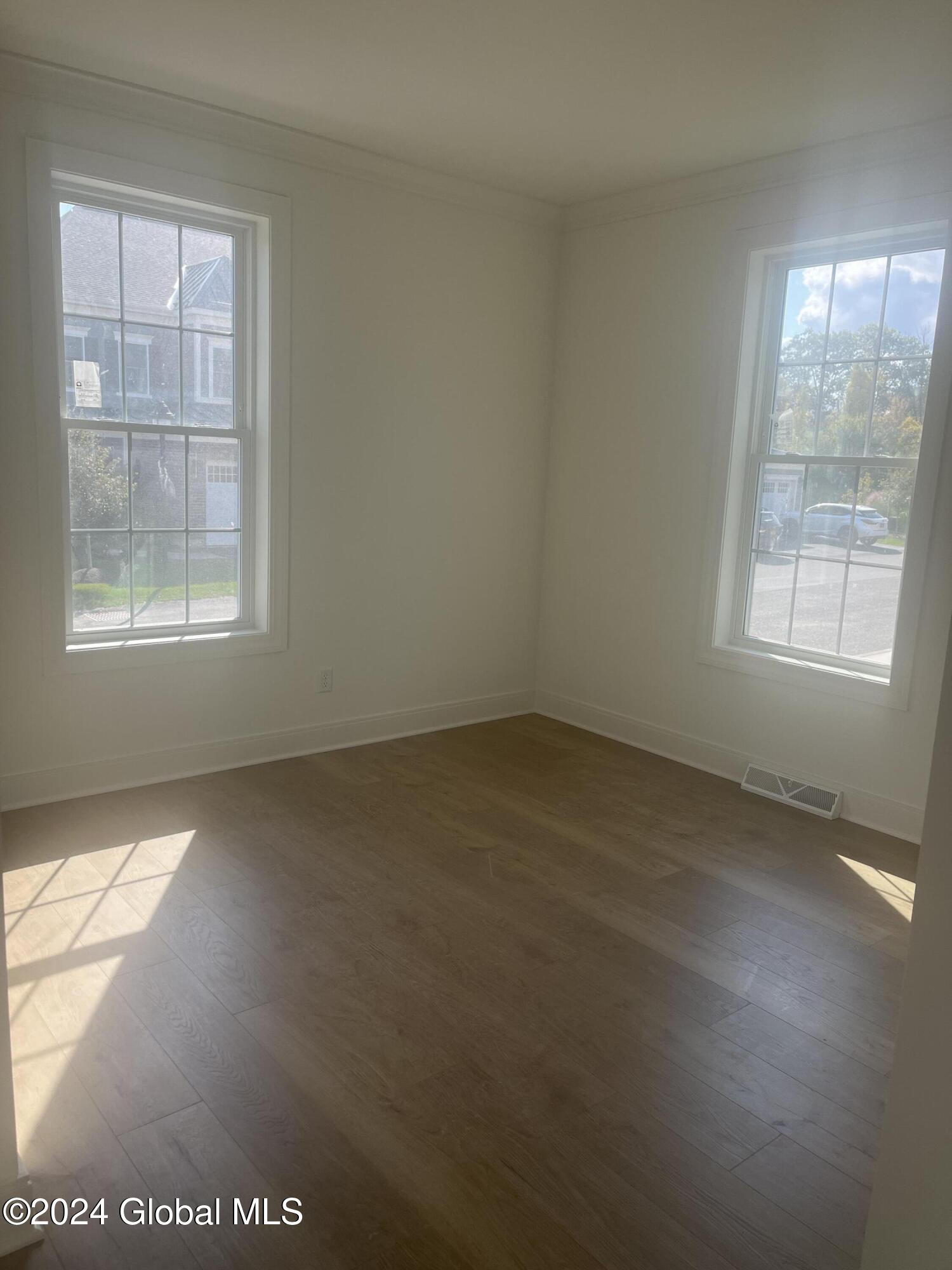 65 Cambridge Way Colonie, NY 12110 - Photo 6 of 19 IMG_6795