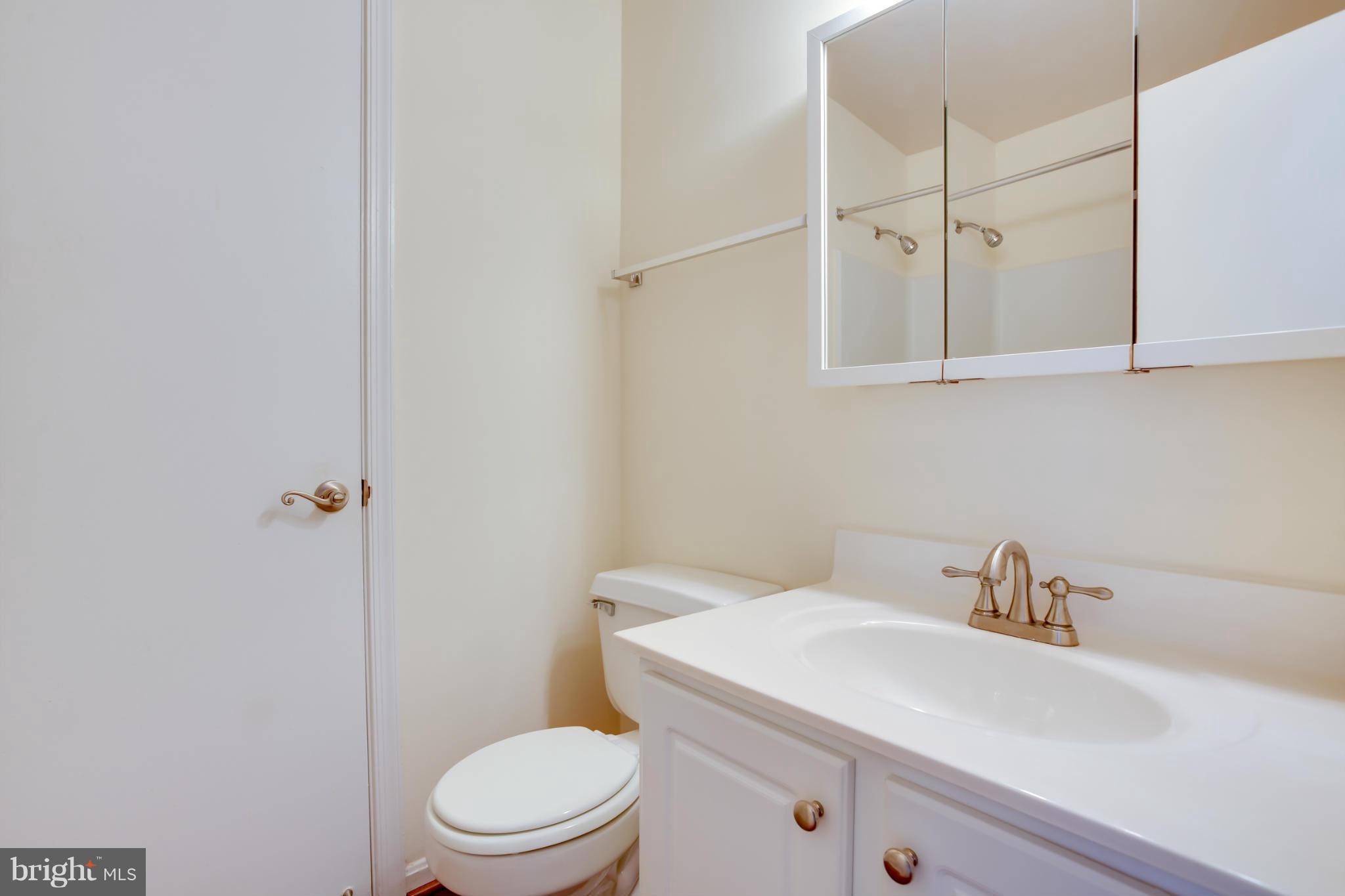 18336 Streamside Drive, Unit 304 Gaithersburg, MD 20879 - Photo 16 of 24 Bath