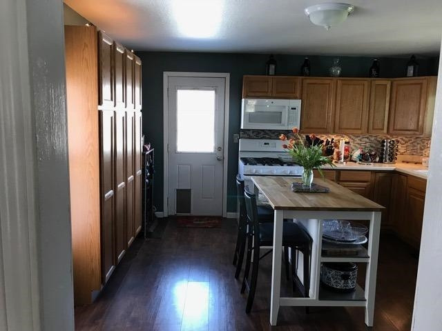 210 Locust Street Clinton, MI 49236 - Photo 6 of 7 Photo 6