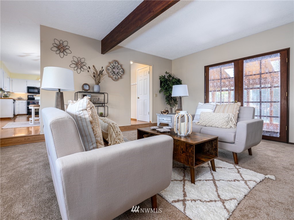 765 Eadon Road Toledo, WA 98591 - Photo 10 of 40 a living room with furniture and a large window