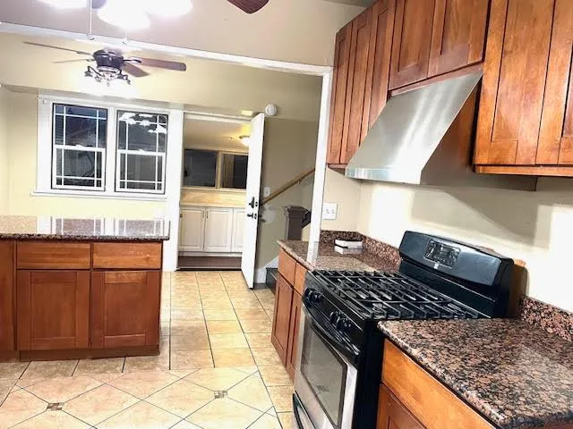 $394,900 | 230 Vermont Avenue, Turlock, CA 95380