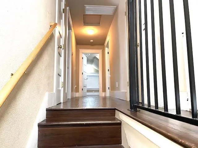 $394,900 | 230 Vermont Avenue, Turlock, CA 95380