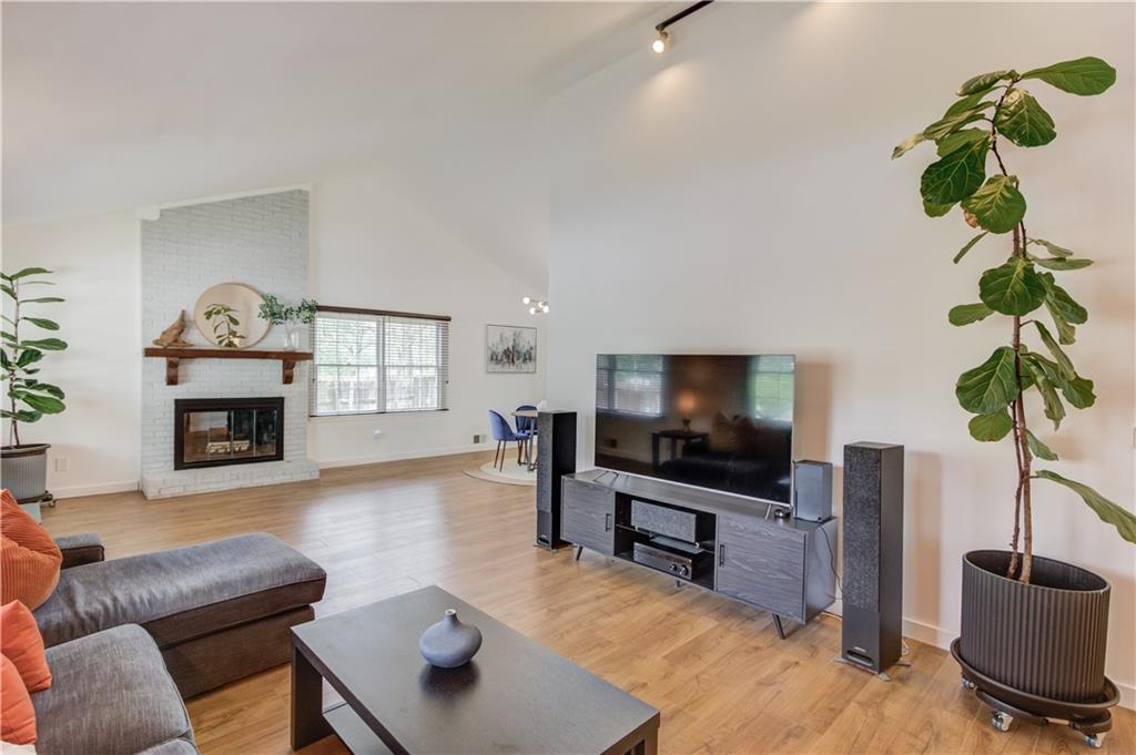 3141 Bomar Forest Place Decatur, GA 30033 - Photo 8 of 38