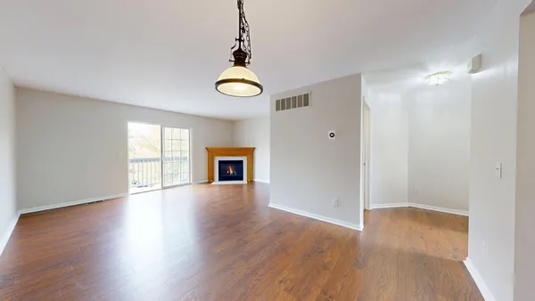 $2,400 | 3073 Promenade Circle, Ann Arbor, MI 48108