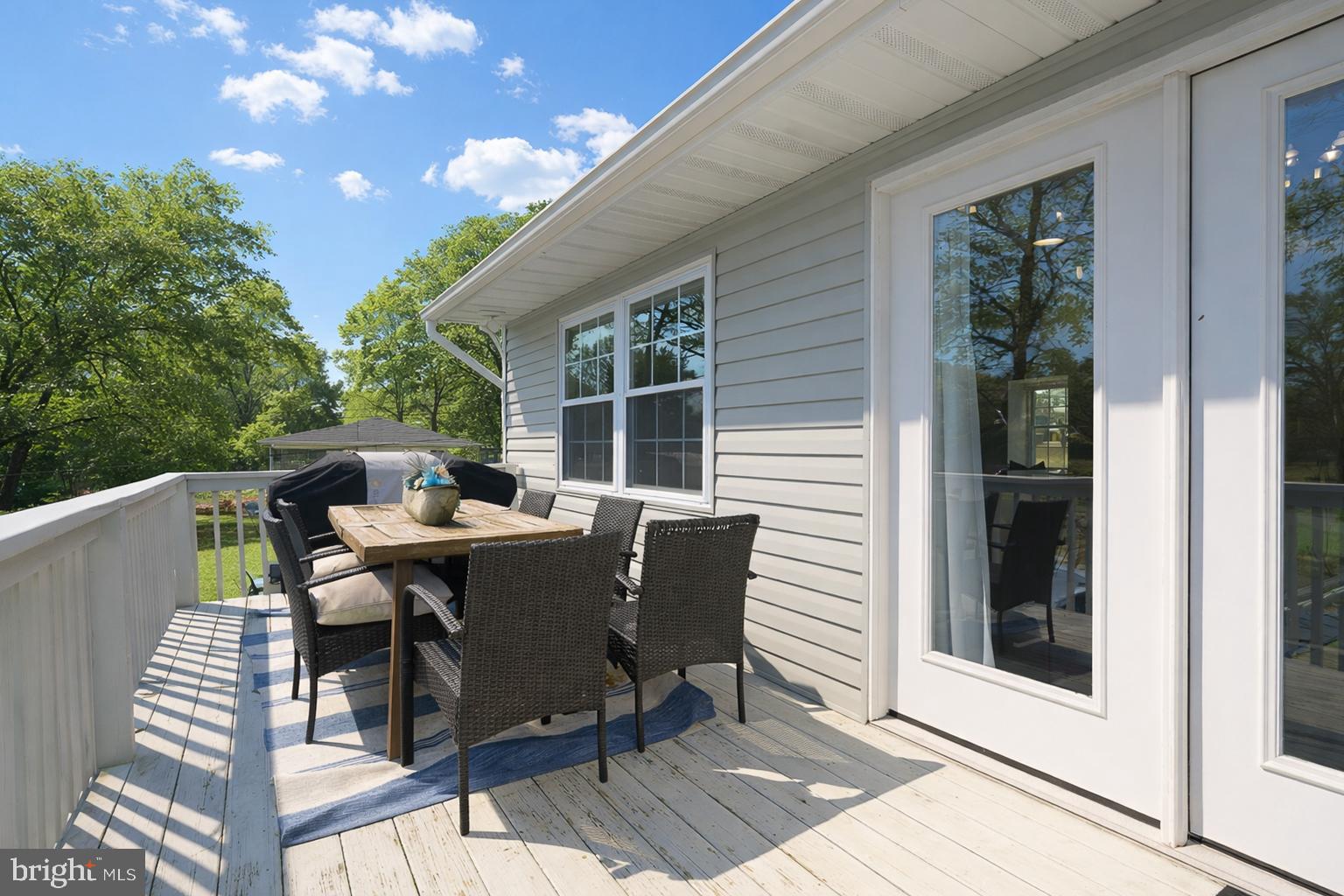 243 9th Street Pasadena, MD 21122 - Photo 6 of 41 a view of balcony and patio
