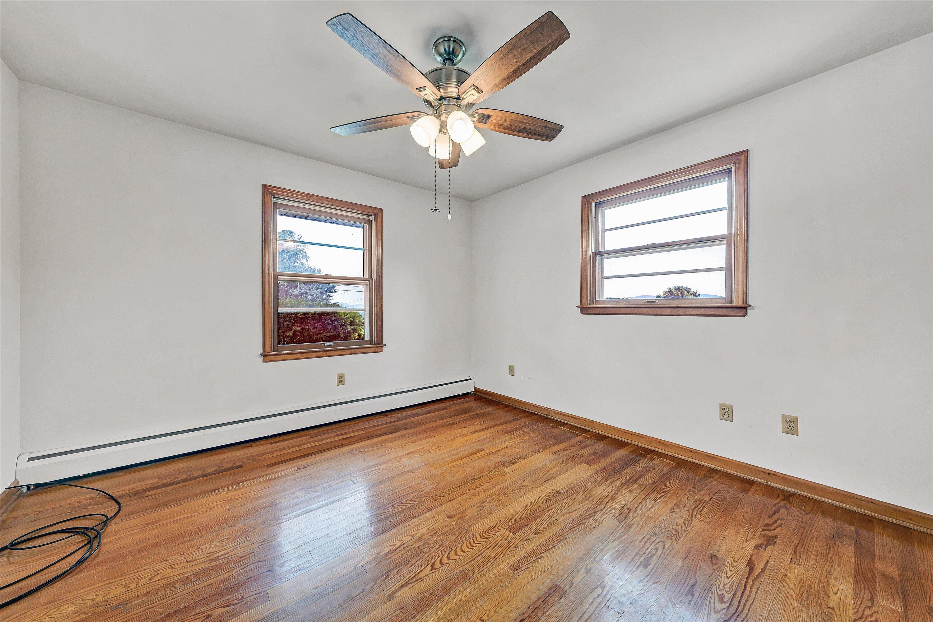 4506 Rosecrest Road Roanoke, VA 24018 - Photo 24 of 49 28-DSC00157