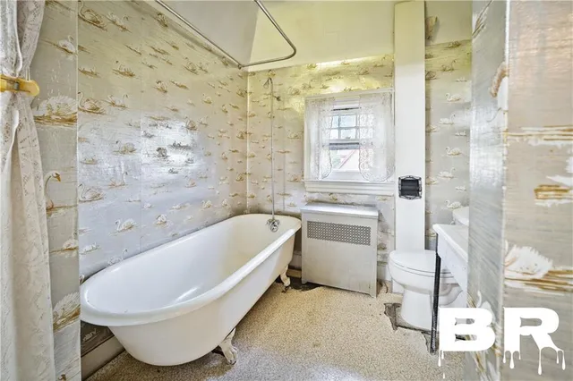 $1,699,000 | 681 Argyle Road | West Midwood