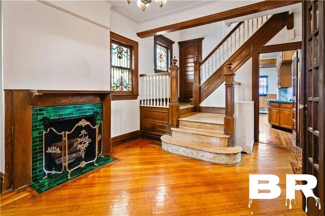 $1,699,000 | 681 Argyle Road | West Midwood