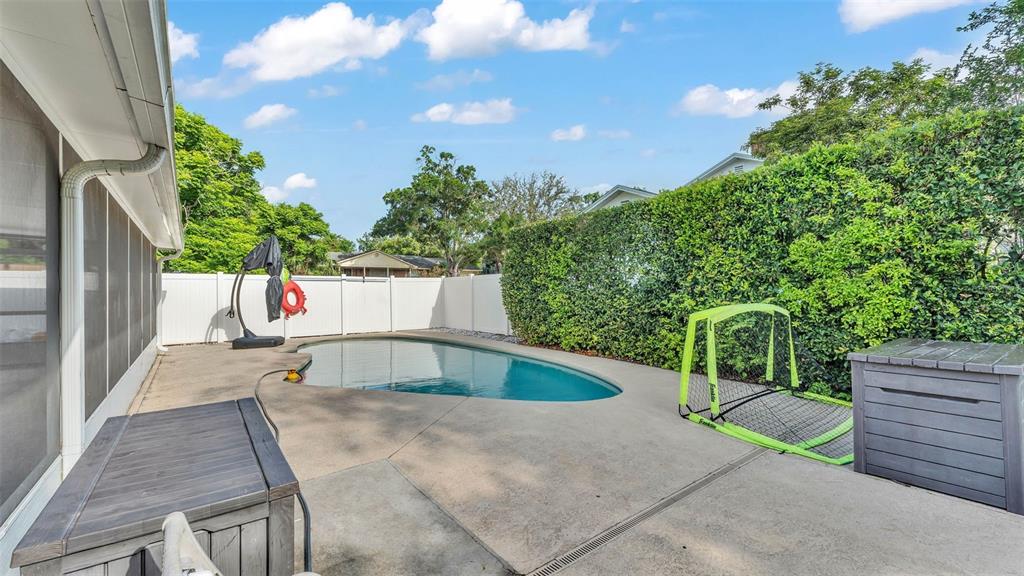 1910 Clubhouse Road Lakeland, FL 33813 - Photo 7 of 62 Gallery Image 7