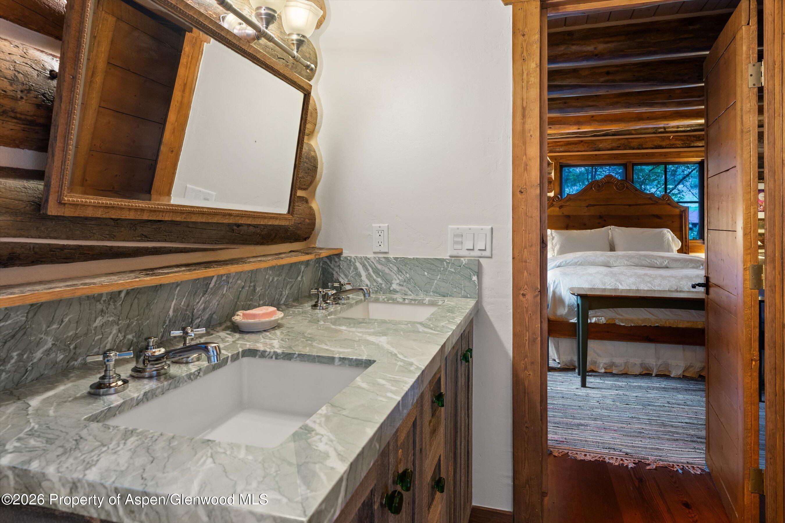 397 Oak Road Basalt, CO 81621 - Photo 23 of 32 Guest suite #1 bathroom