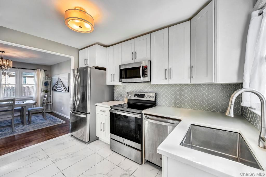 16 Jerome Road Sound Beach, NY 11789 - Photo 11 of 34