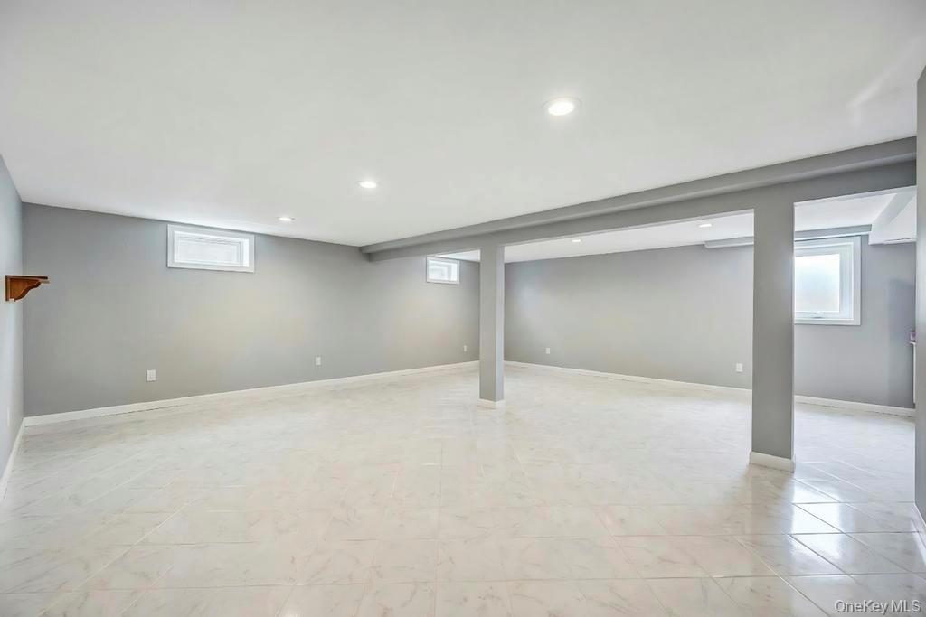 16 Jerome Road Sound Beach, NY 11789 - Photo 24 of 34