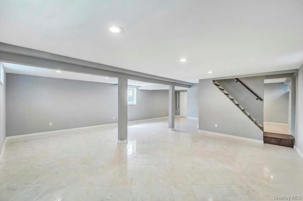 16 Jerome Road Sound Beach, NY 11789 - Photo 25 of 34