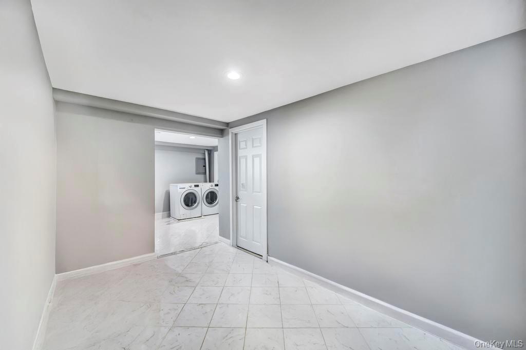 16 Jerome Road Sound Beach, NY 11789 - Photo 27 of 34