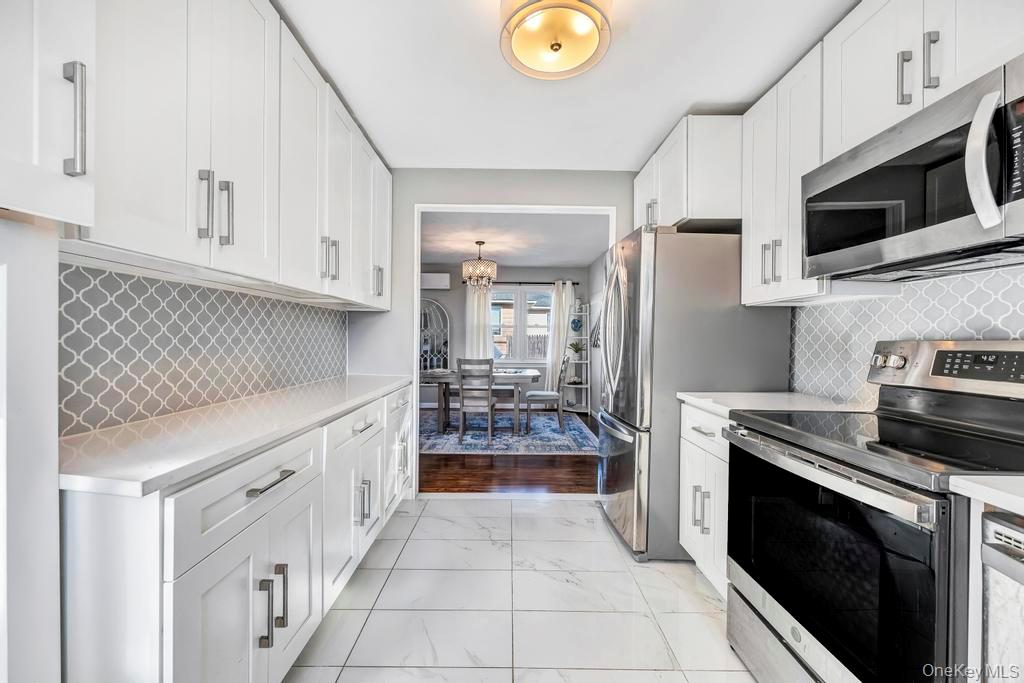 16 Jerome Road Sound Beach, NY 11789 - Photo 10 of 34