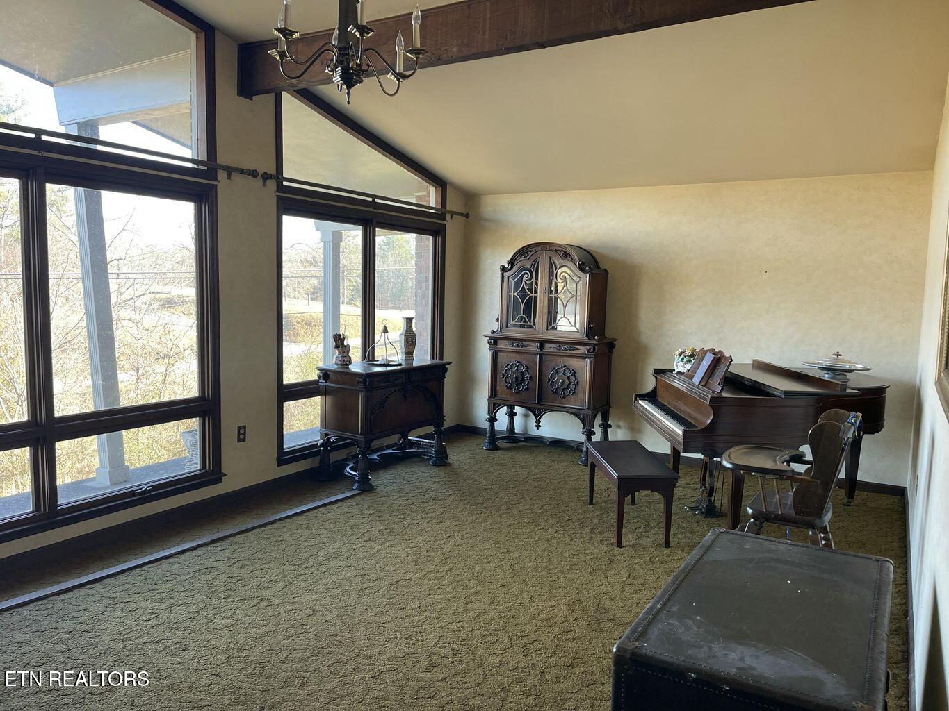 409 Fairview Road Middlesboro, KY 40965 - Photo 19 of 31 20251223173449693844000000-o