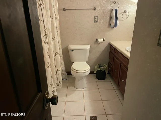 $369,900 | 409 Fairview Road, Middlesboro, KY 40965