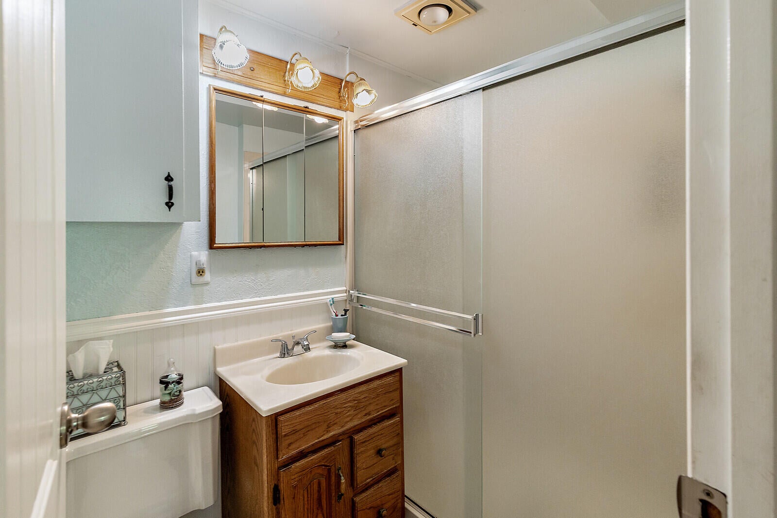 7562 Rapp Lane Talent, OR 97540 - Photo 29 of 40 48_RL_48_mls