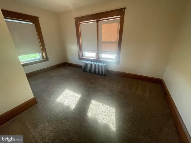 a view of empty room with window