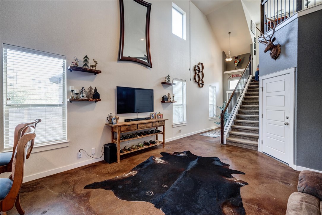 2101 Rivers Edge Way, Unit 4 Austin, TX 78741 - Photo 3 of 36 Gallery Image 3