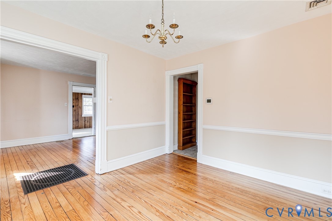 10336 Purcell Road Henrico, VA 23228 - Photo 11 of 41 Dining Room