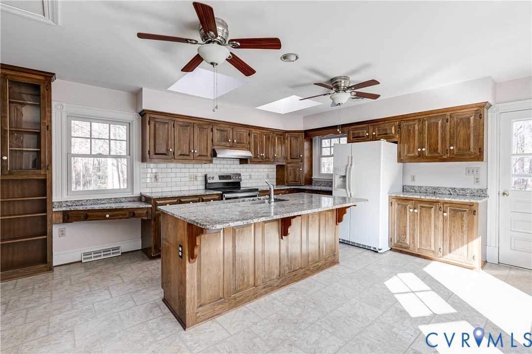 10336 Purcell Road Henrico, VA 23228 - Photo 13 of 41 Gallery Image 13