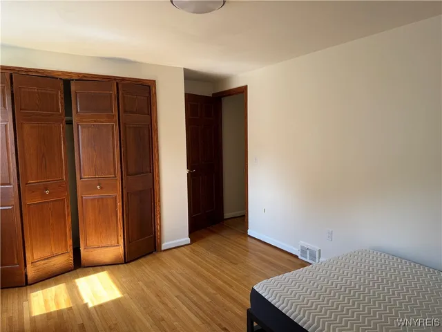 $2,999 | 59 Laurie Lea, Amherst, NY 14221