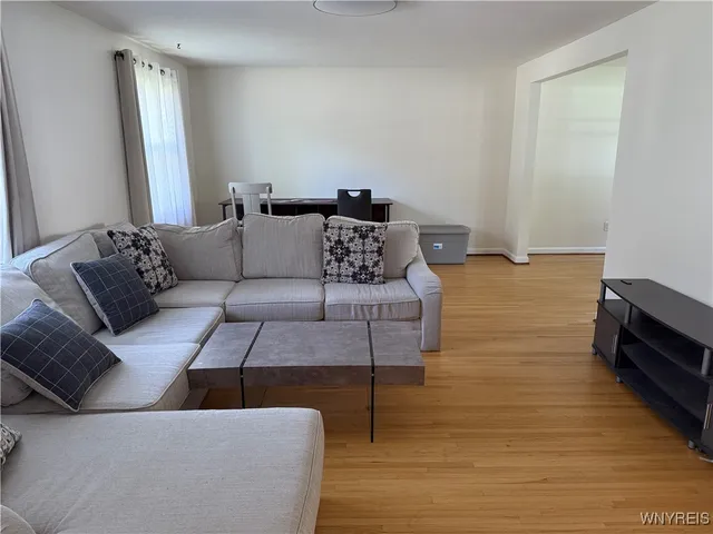 $2,999 | 59 Laurie Lea, Amherst, NY 14221