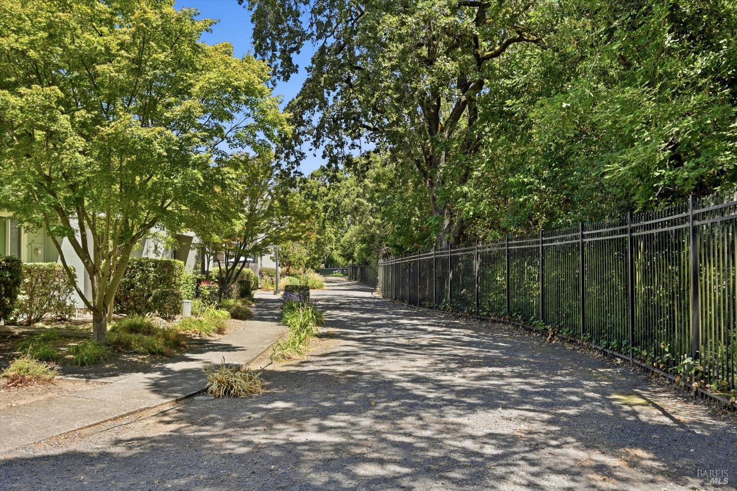 323 Harvest Lane Santa Rosa, CA 95401 - Photo 23 of 32