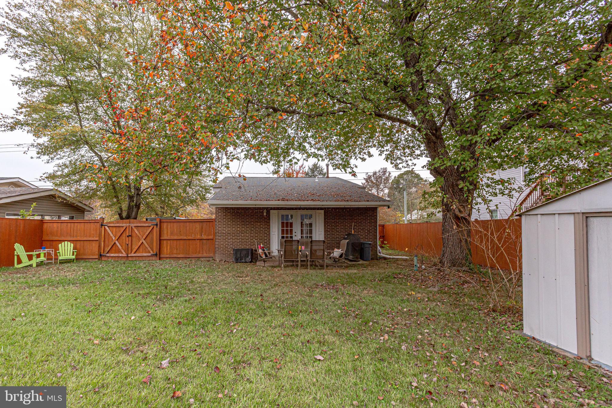 7811 Fordson Road Alexandria, VA 22306 - Photo 47 of 51 Backyard
