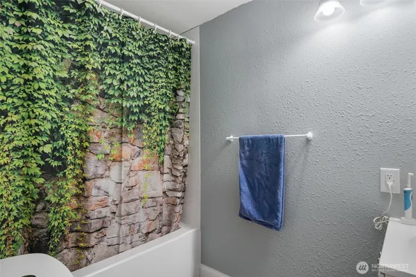 $699,000 | 615 Martin Luther King Junior Way, Tacoma, WA 98405