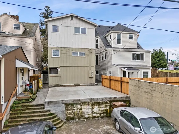 $699,000 | 615 Martin Luther King Junior Way, Tacoma, WA 98405